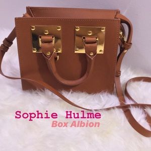 Sophie Hulme Box Albion in Saddle Tan Leather